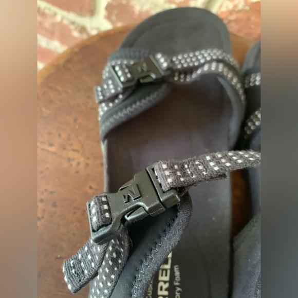 Merrell Sandals - Picture 7 of 11